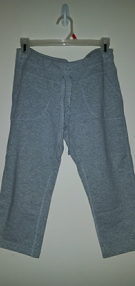 Athletic capris